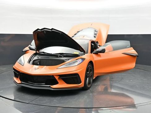 Used 2024 Chevrolet Corvette Stingray Premium Cpe w/ Z51 Performance Package RWD image 46