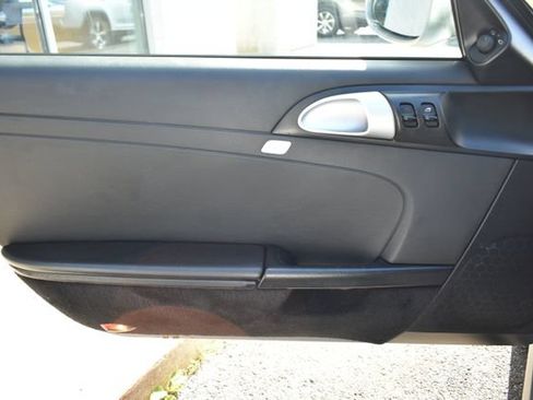 Used 2007 Porsche Boxster RWD image 17