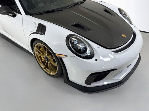 Used 2019 Porsche 911 GT3 RS w/ Weissach Package RWD image 39