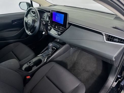 Certified 2025 Toyota Corolla LE FWD image 27