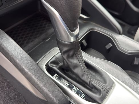 Used 2023 Nissan Frontier SV w/ Technology Package image 25