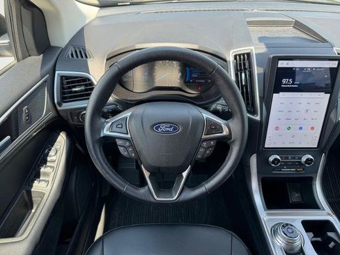 Certified 2023 Ford Edge SEL w/ Convenience Package AWD/4WD image 12