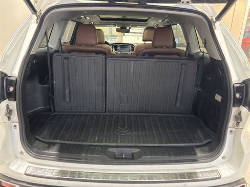 Used 2019 Toyota Highlander Limited Platinum w/ Protection Package #3 image 26