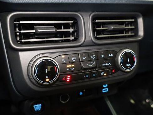 Used 2024 Ford Maverick Lariat image 23