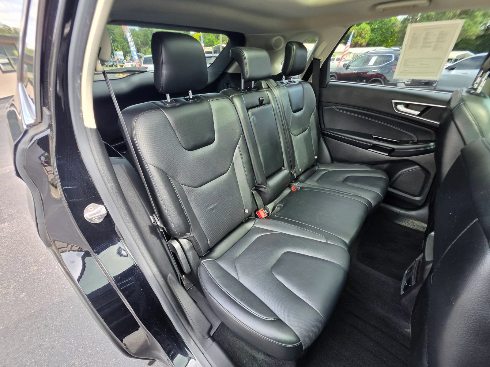 Used 2018 Ford Edge Titanium w/ Equipment Group 301A FWD image 16