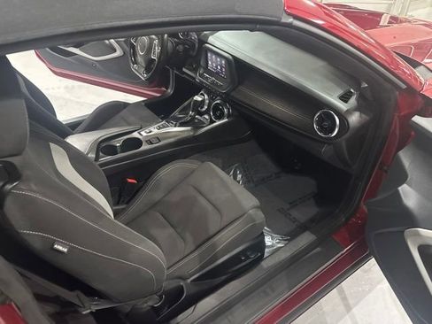 Used 2023 Chevrolet Camaro LT RWD image 30