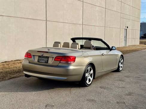 Used 2008 BMW 328i Convertible image 9
