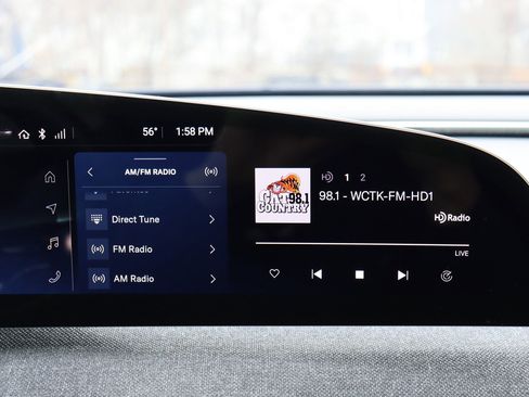 Used 2024 Lucid Air Touring image 36