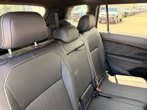 Certified 2024 Volkswagen Tiguan SE R-Line FWD image 16