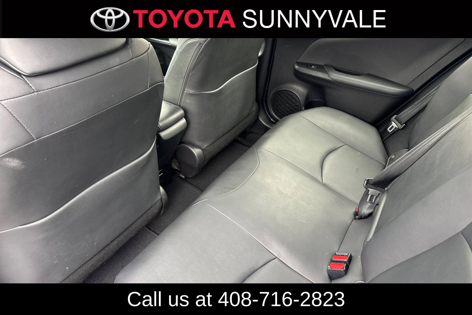 Certified 2018 Toyota Prius Three Touring FWD image 13