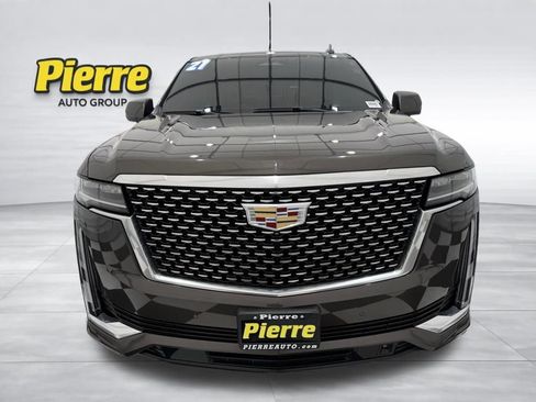 Used 2021 Cadillac Escalade Premium Luxury w/ Driver Assist Tech Package image 10
