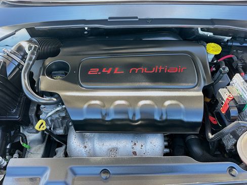 Used 2018 Jeep Compass Latitude w/ Popular Equipment Group image 34