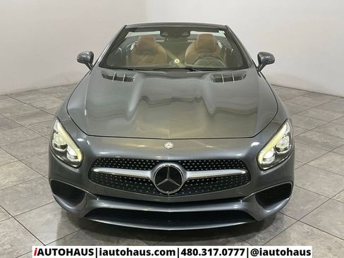 Used 2017 Mercedes-Benz SL 550 image 3