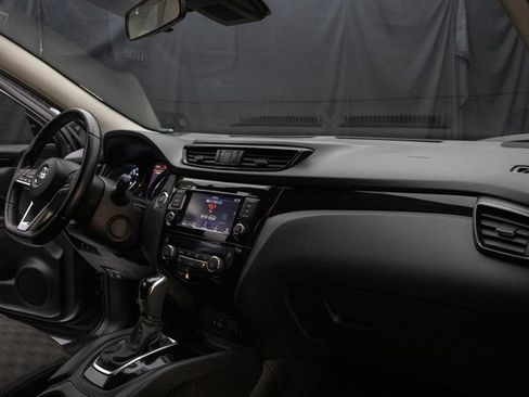 Used 2020 Nissan Rogue Sport SV w/ All-Weather Package image 15