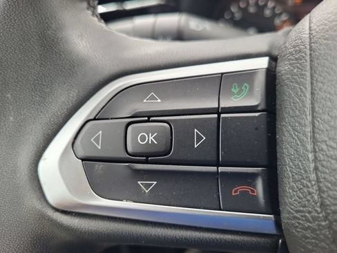 Used 2023 Jeep Compass Latitude AWD/4WD image 19