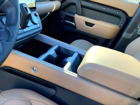 New 2026 Land Rover Defender 130 V8 image 10