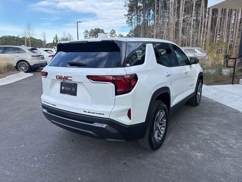 Used 2025 GMC Terrain Elevation AWD/4WD image 8