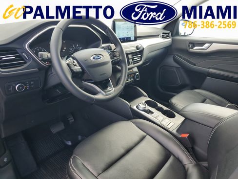 Used 2022 Ford Escape SEL image 15