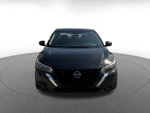 Used 2025 Nissan Sentra SV FWD image 4