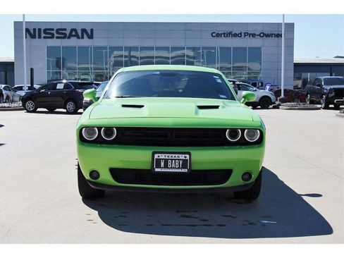 Used 2023 Dodge Challenger SXT w/ Blacktop Package image 8