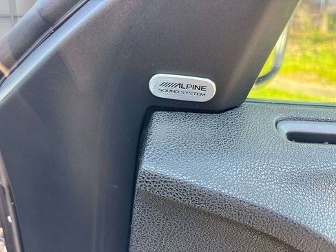 Used 2019 Dodge Charger R/T RWD image 17
