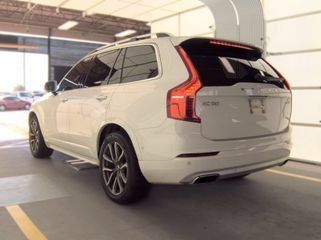 Used 2018 Volvo XC90 T6 Momentum w/ Convenience Package AWD/4WD image 4