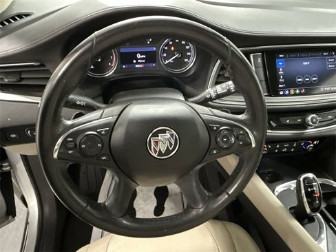 Used 2020 Buick Enclave Essence image 14
