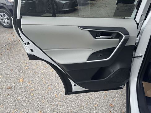 New 2025 Toyota RAV4 XLE image 12