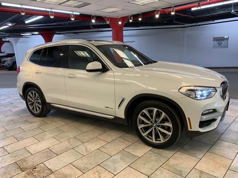 Used 2018 BMW X3 xDrive30i image 9
