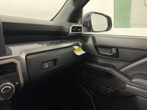 New 2026 Toyota Tacoma SR5 image 25