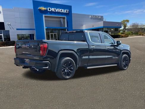 Used 2024 GMC Sierra 1500 Denali w/ Denali Reserve Package AWD/4WD image 27