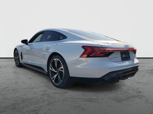 Used 2022 Audi e-tron GT Premium Plus w/ Performance Package image 3