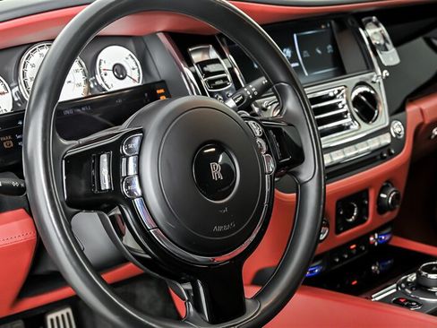 Used 2018 Rolls-Royce Ghost RWD image 24