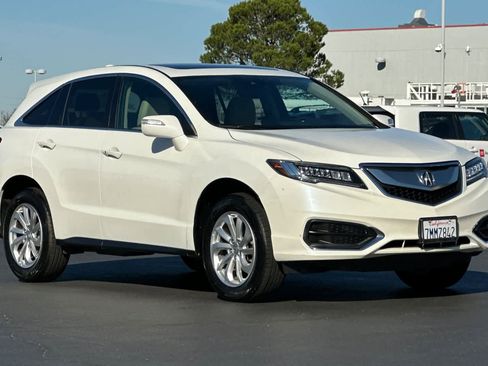 Used 2016 Acura RDX FWD w/ Technology Package image 5
