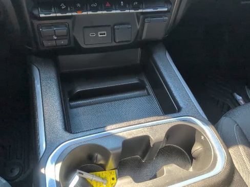 Used 2021 Chevrolet Silverado 1500 LT Trail Boss w/ Convenience Package II AWD/4WD image 35