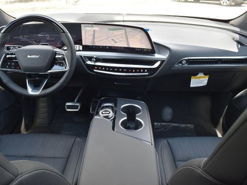 New 2026 Cadillac Lyriq V image 64