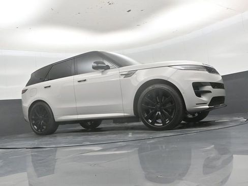 Used 2026 Land Rover Range Rover Sport Autobiography AWD/4WD image 39