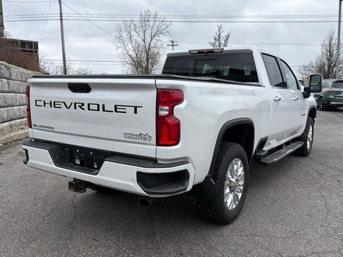 Used 2022 Chevrolet Silverado 2500 High Country w/ Z71 Off-Road Package image 8