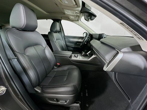 Used 2024 MAZDA CX-90 Plug-In Hybrid w/ Preferred AWD/4WD image 33