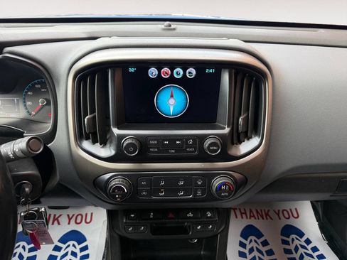 Used 2018 Chevrolet Colorado Z71 image 17