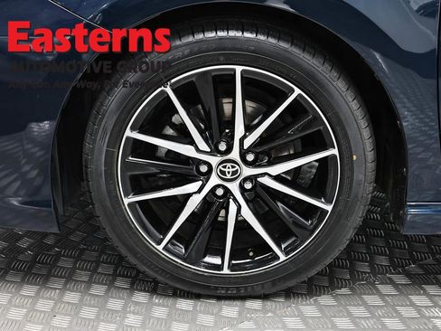 Used 2021 Toyota Camry SE FWD image 32