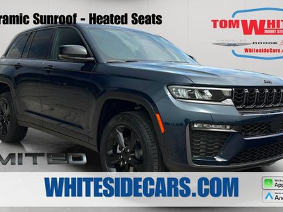 New 2026 Jeep Grand Cherokee Limited w/ Limited Altitude Package