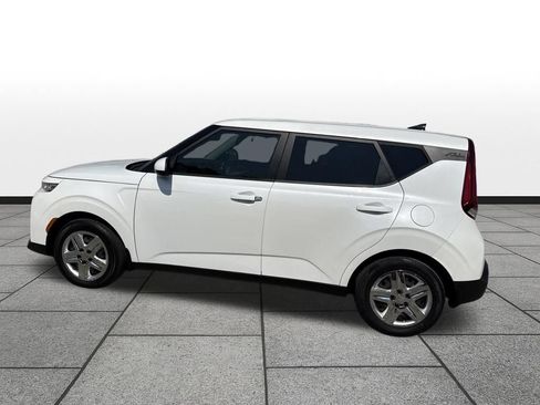 Used 2022 Kia Soul LX FWD image 38