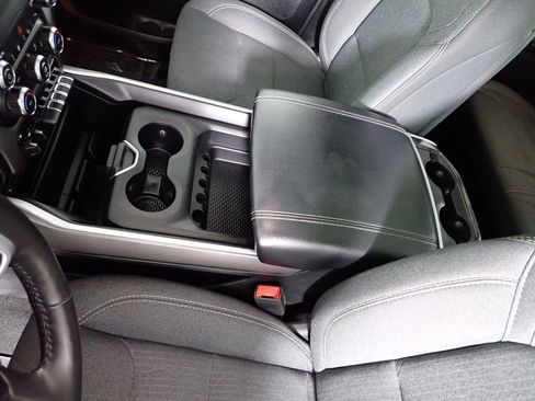 Used 2020 RAM 1500 Big Horn AWD/4WD image 30