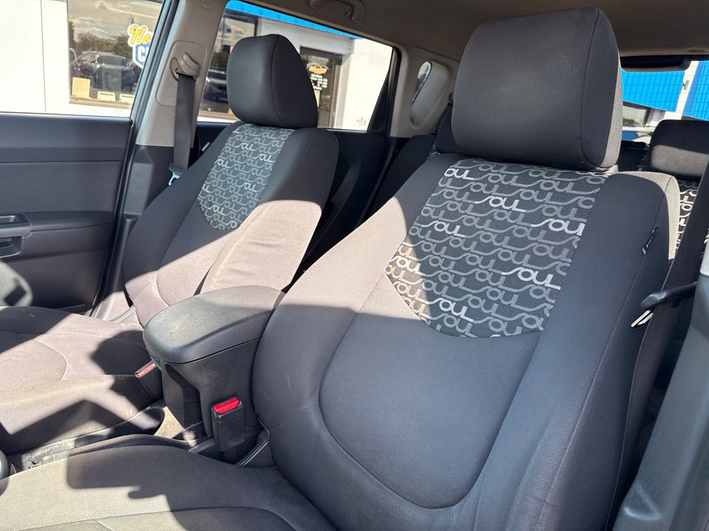 Used 2010 Kia Soul + FWD image 25