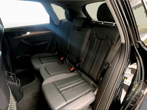Used 2023 Audi Q5 2.0T Prestige w/ Prestige Package AWD/4WD image 21