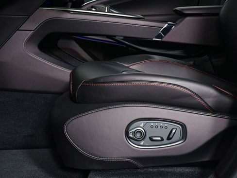 New 2026 Aston Martin DBX 707 image 31