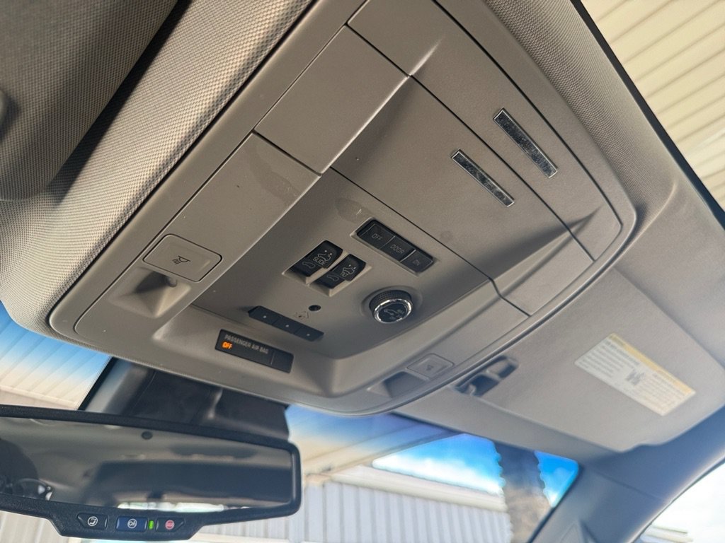 Used 2020 GMC Yukon Denali AWD/4WD image 29
