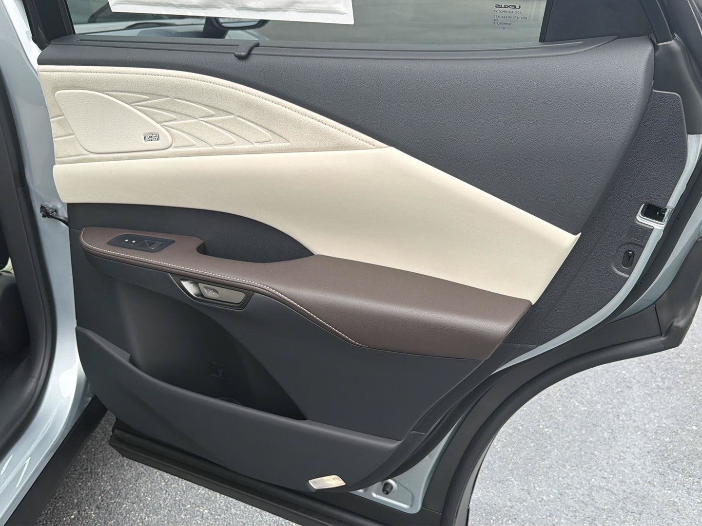 New 2026 Lexus RX 350 FWD image 16