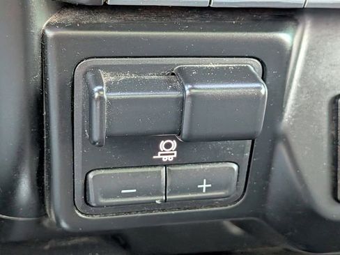 Used 2019 Chevrolet Silverado 1500 High Country w/ Technology Package image 23